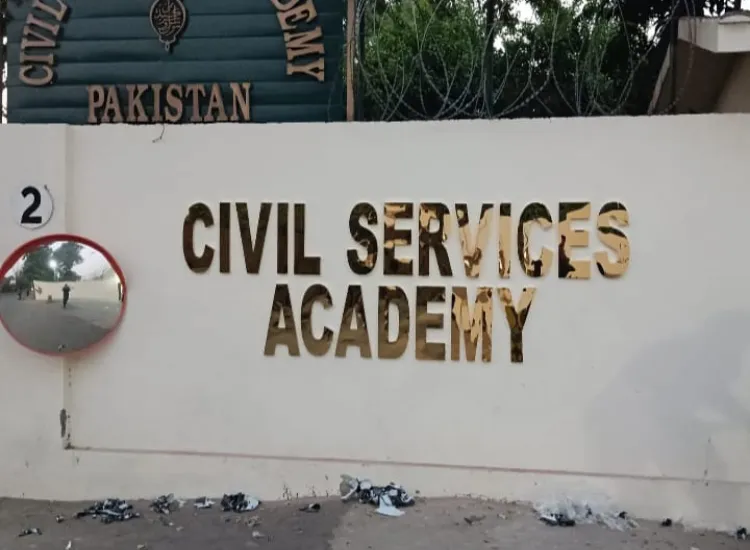 School & College signboard services