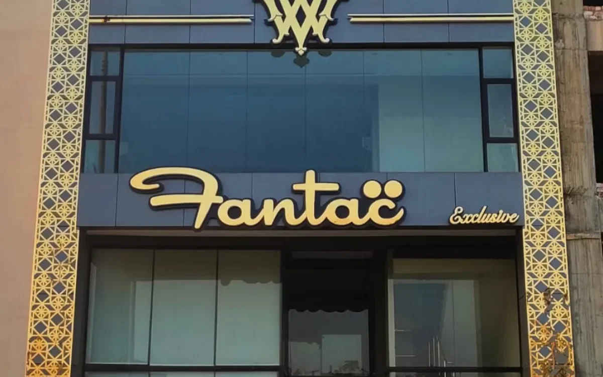 Acrylic Sign Board